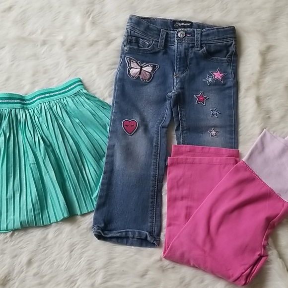 *SOLD* 2T to 5T Bundle - Picture 2 of 6